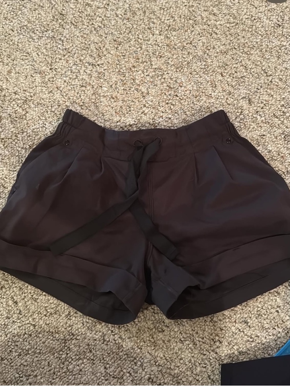 Women’s Black Lulu Lemon shorts